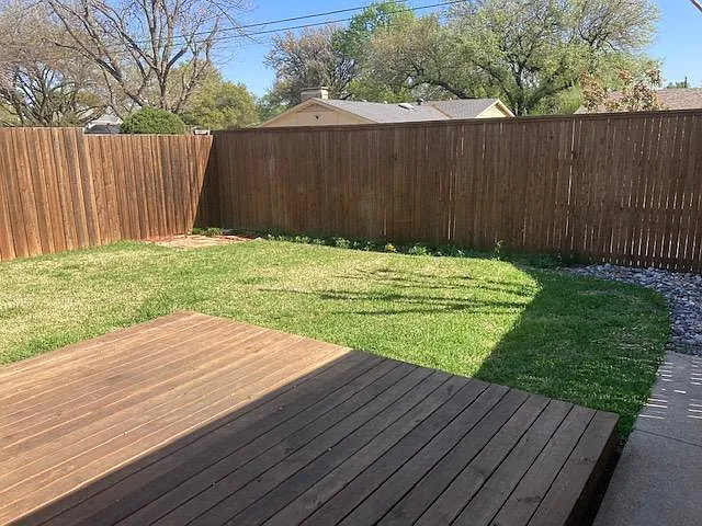 4 bed, 2084 sqft, $2,800 — Photo 4