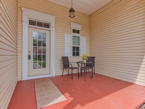 2nd image of 189 Saloli Way #1