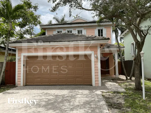 3432 NE 3rd Dr, Homestead, FL 33033
