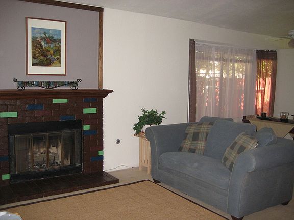 Living Room/Dining Room