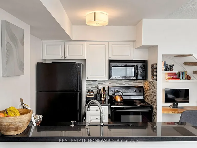 200 Manitoba St #233 — Photo 3