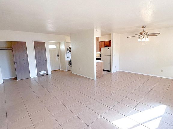 3rd image of 4215 Calle Barona APT A