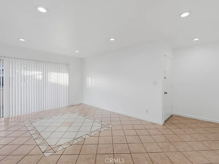 1250 S Brookhurst St #2058 — Photo 6