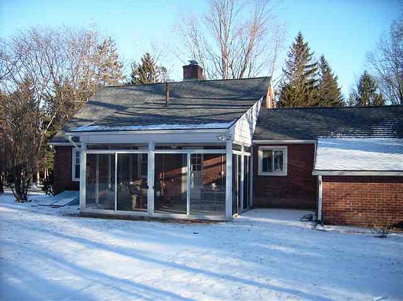 2nd image of 2972 OAK TREE Lane