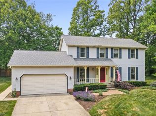 3890 Walnut Wood Way, Uniontown, OH 44685