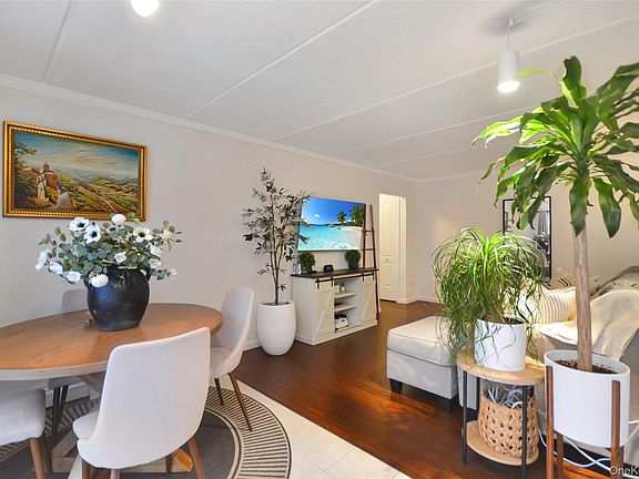 4th image of 397 N Broadway #1F