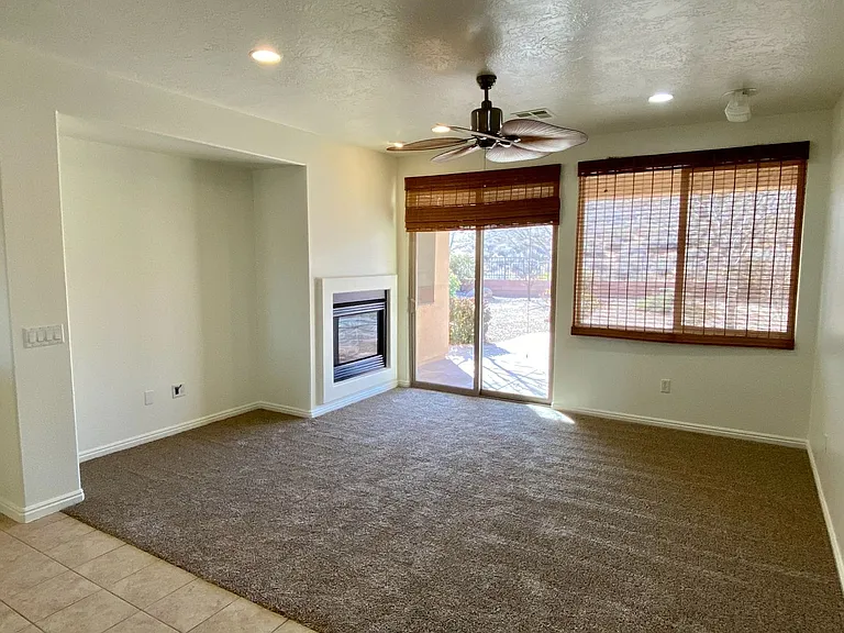 1233 N Spring Valley Dr — Photo 2