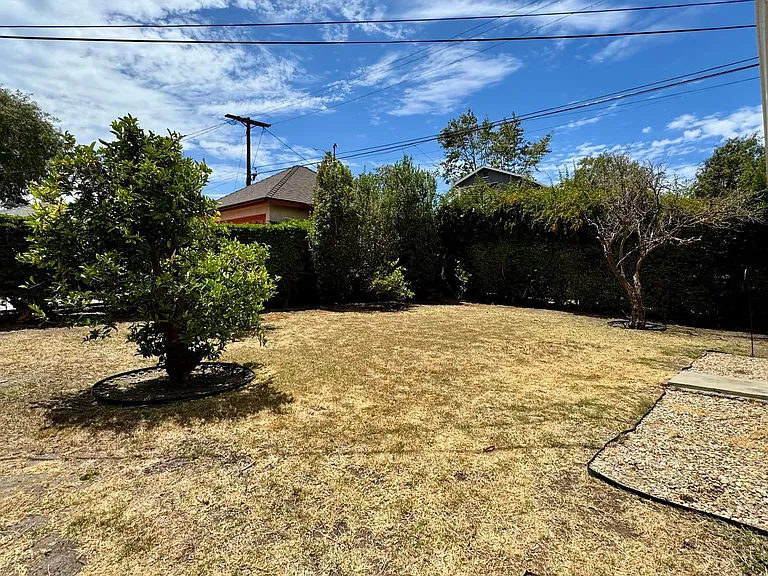 3513 S Sycamore Ave — Photo 36