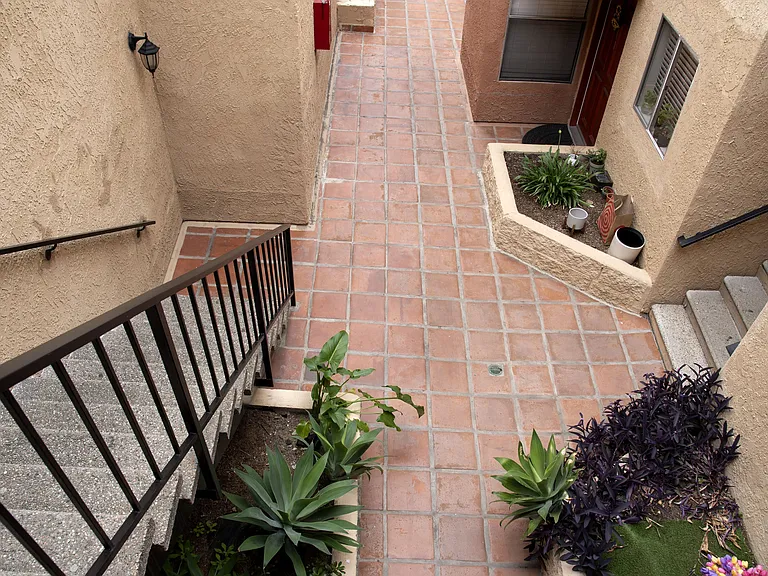 1010 Raleigh Street — Photo 15