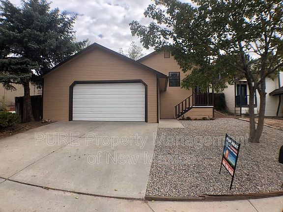 2nd image of 3406 Monterey Cir