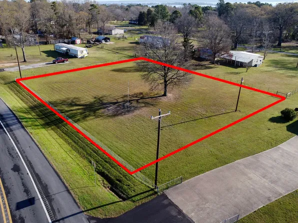 5181 Fm 315 S, Chandler, TX 75758