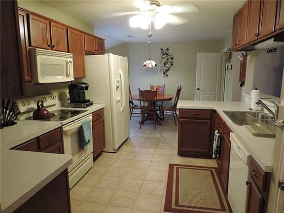 2nd image of 1027 Telluride Dr