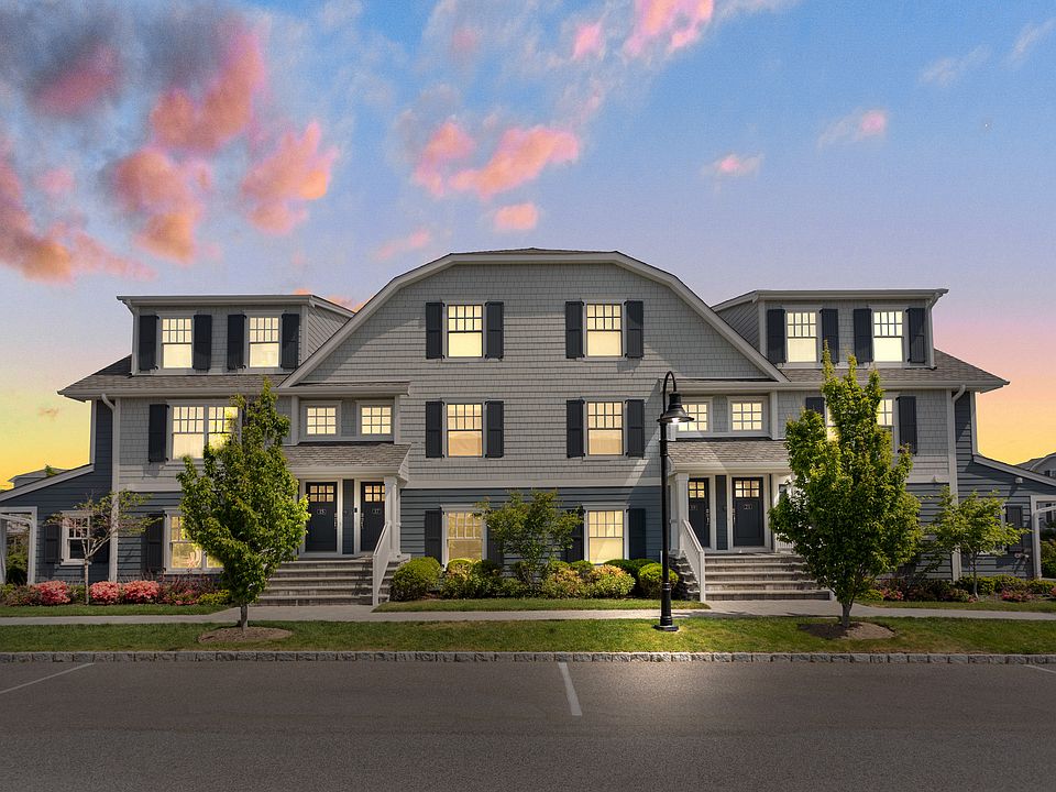 1st image of 2 Village Green Dr
