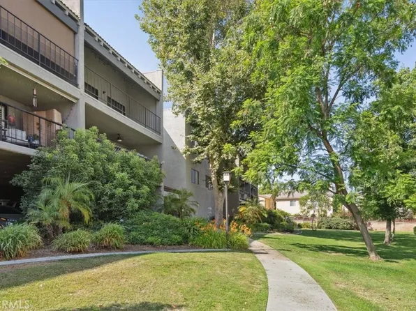 238 E Fern Ave APT 204, Redlands, CA 92373