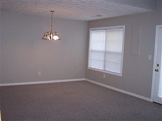 2nd image of 4304 Chas Cir