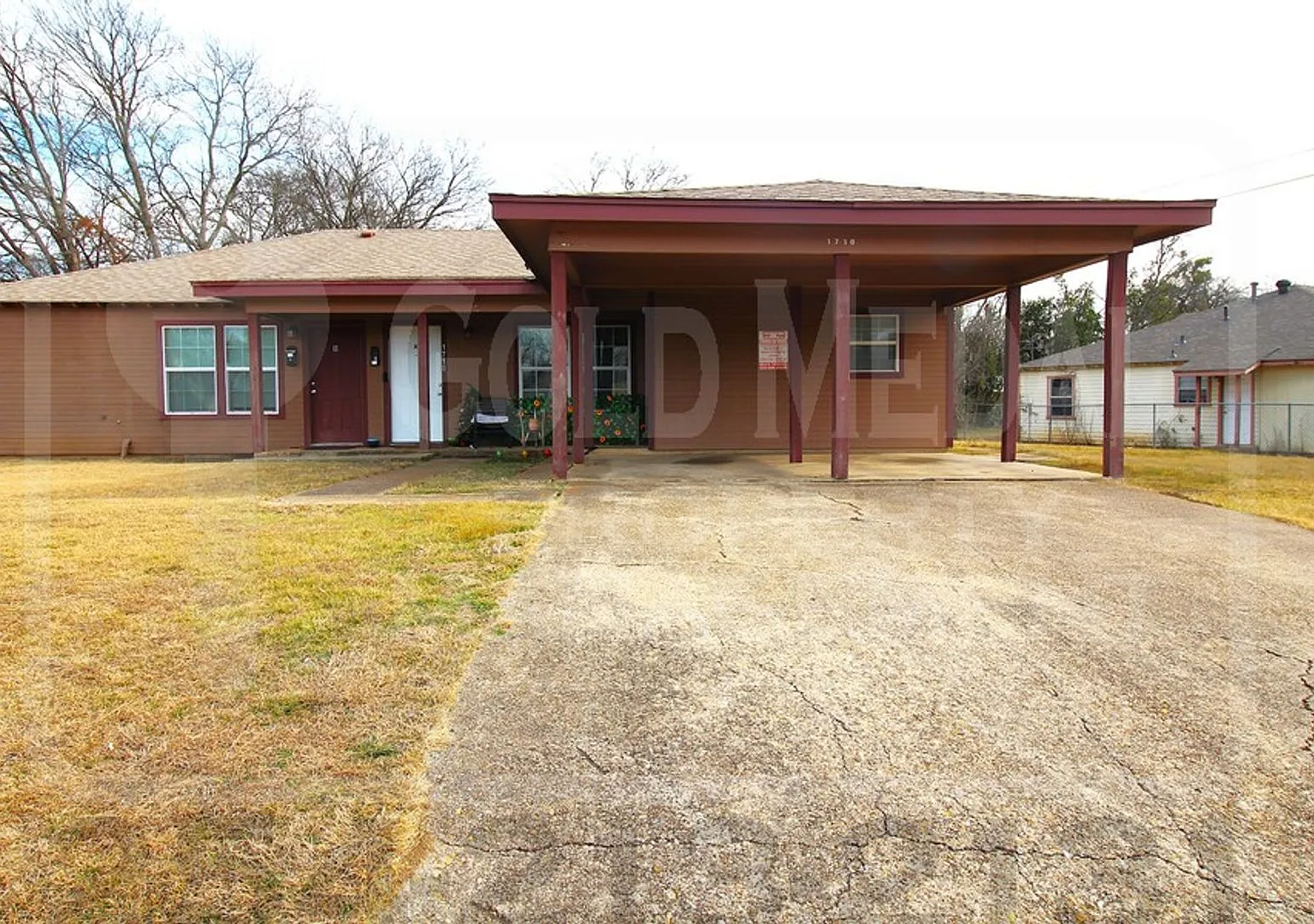 1710 Cole St — Photo 2