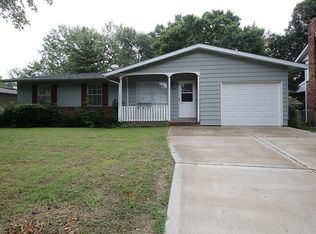 1406 S Yale Dr, O'Fallon, IL 62269