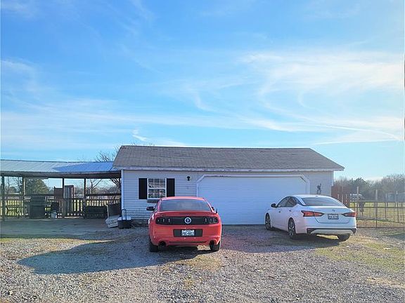 2nd image of 3379 W Caddo Dr