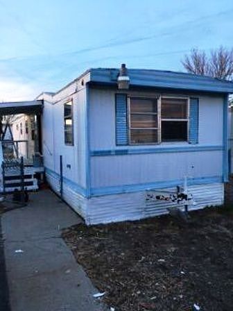 1st image of 1110 Mullins Ln