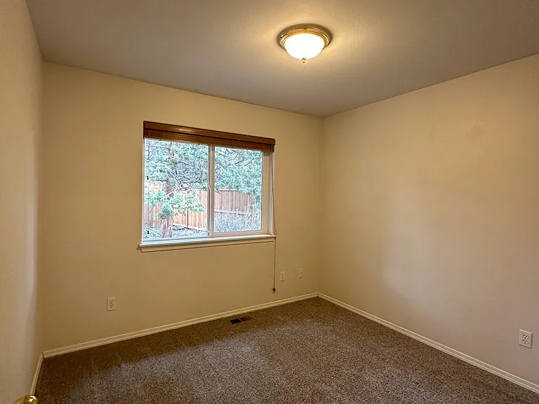 266 SW Summer Lake Dr — Photo 17