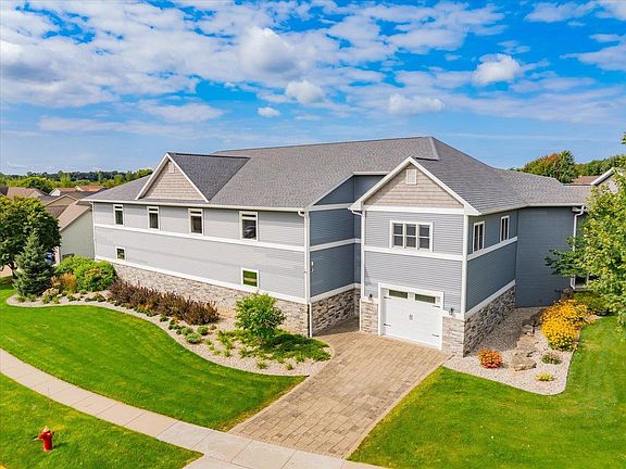 3rd image of 501 Vista Cir