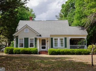 202 Hobby Ave, Sylvania, GA 30467