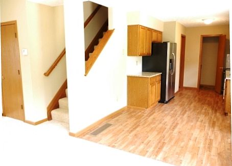 5th image of 1876 Queens Meadow Ln