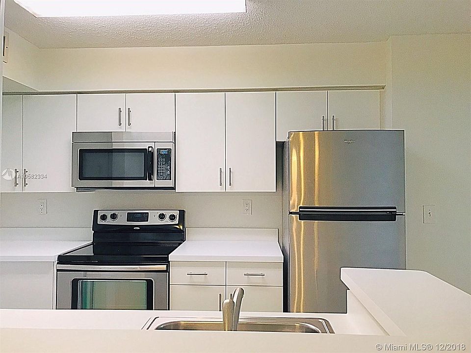 1st image of 15205 SW 80th Ave #0