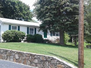 33 Lawrence Rd, North Providence, RI 02911