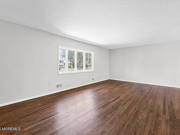 5th image of 47 Marjorie Drive