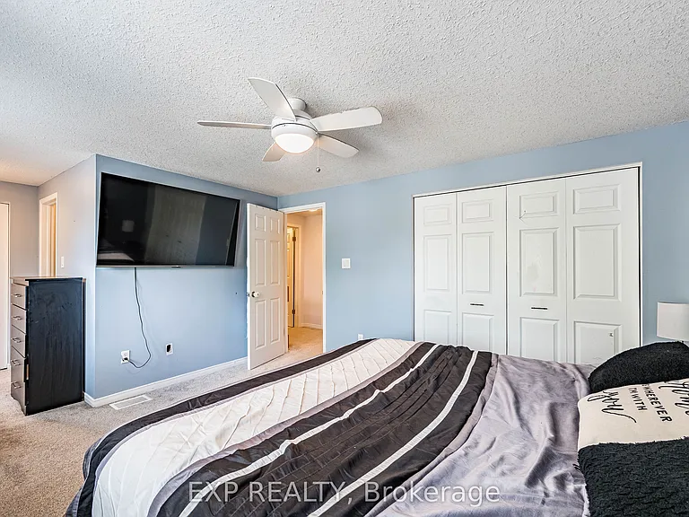 63 Wood Grove Cres — Photo 23