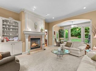 3355 S Wood Ave, Independence, MO 64057