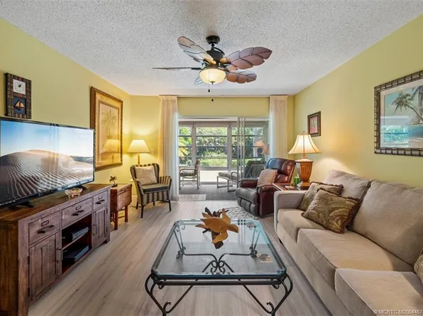 2929 SE Ocean Blvd APT 132-8, Stuart, FL 34996