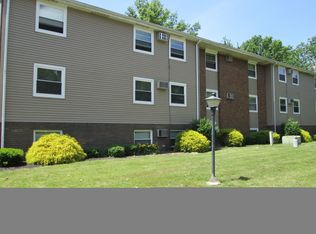 333 Maplewood Dr #333-201, Cortland, OH