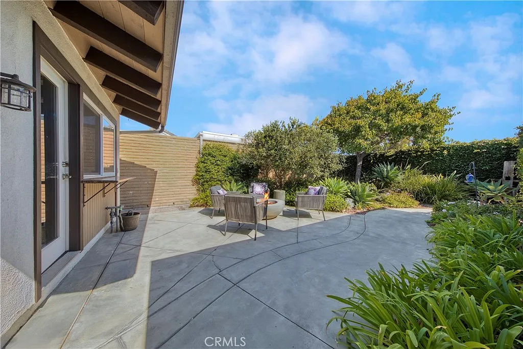 2 bed, 1285 sqft, $6,500 — Photo 3