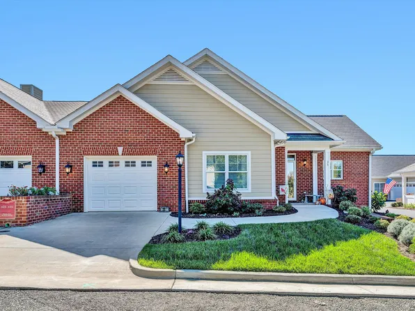 35 Professional Dr, Hardy, VA 24101