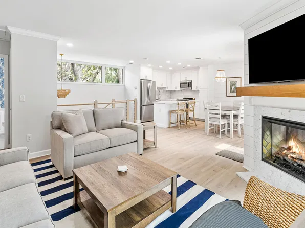 1355 Dunlin Ct, Kiawah Island, SC 29455