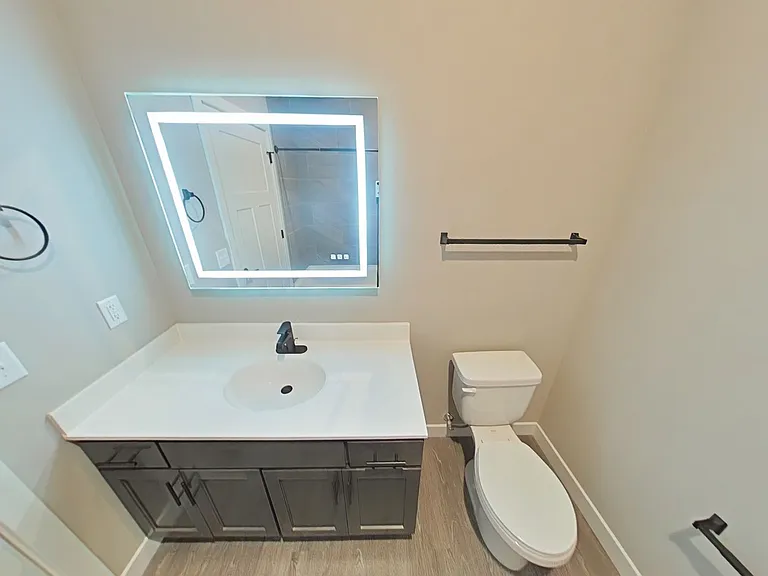 Beaverbrook Apartments — Photo 61