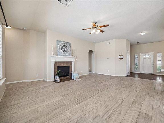4th image of 7806 Summer Night Ln