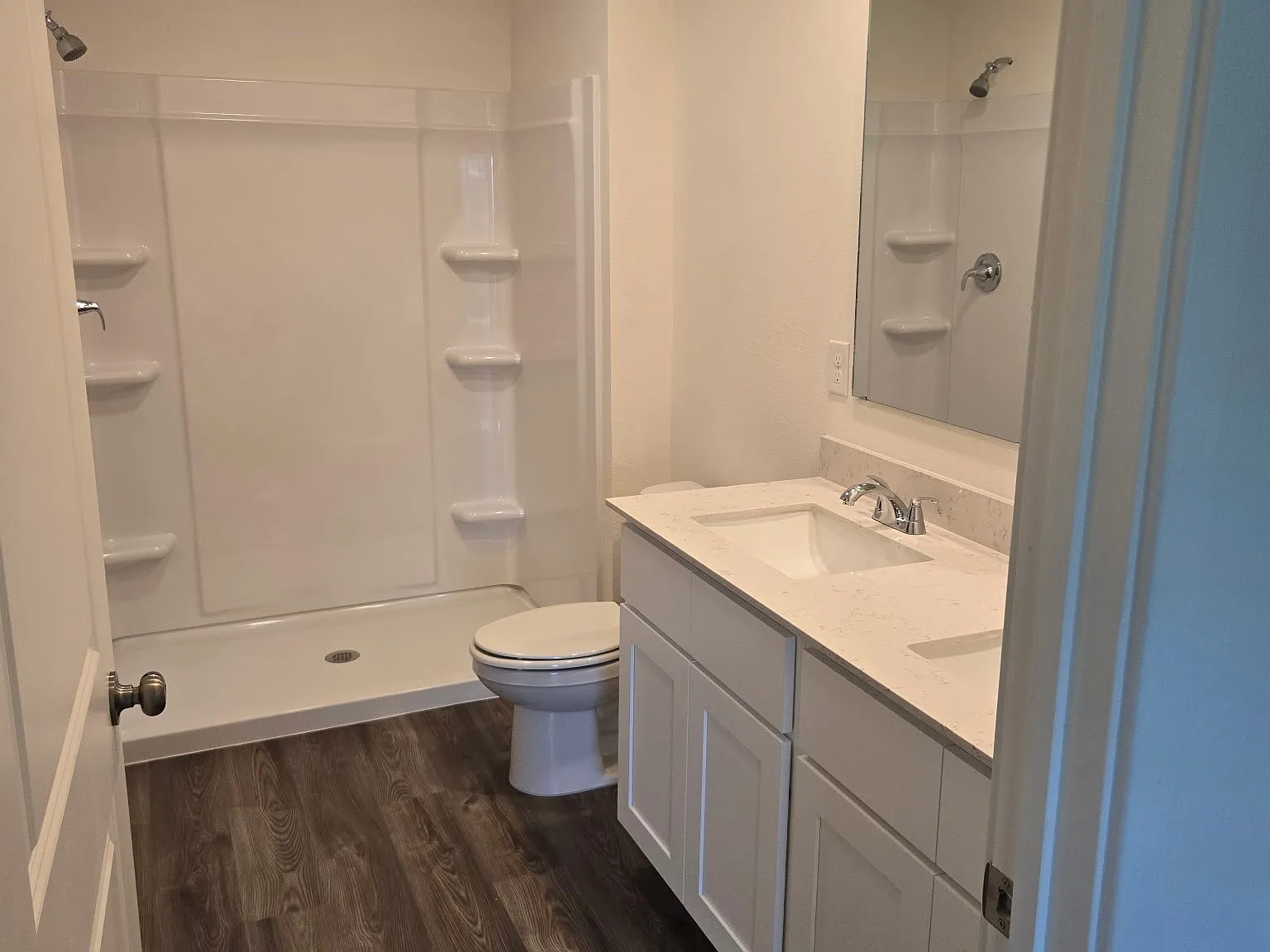 4 bed, 1666 sqft, $1,900 — Photo 4