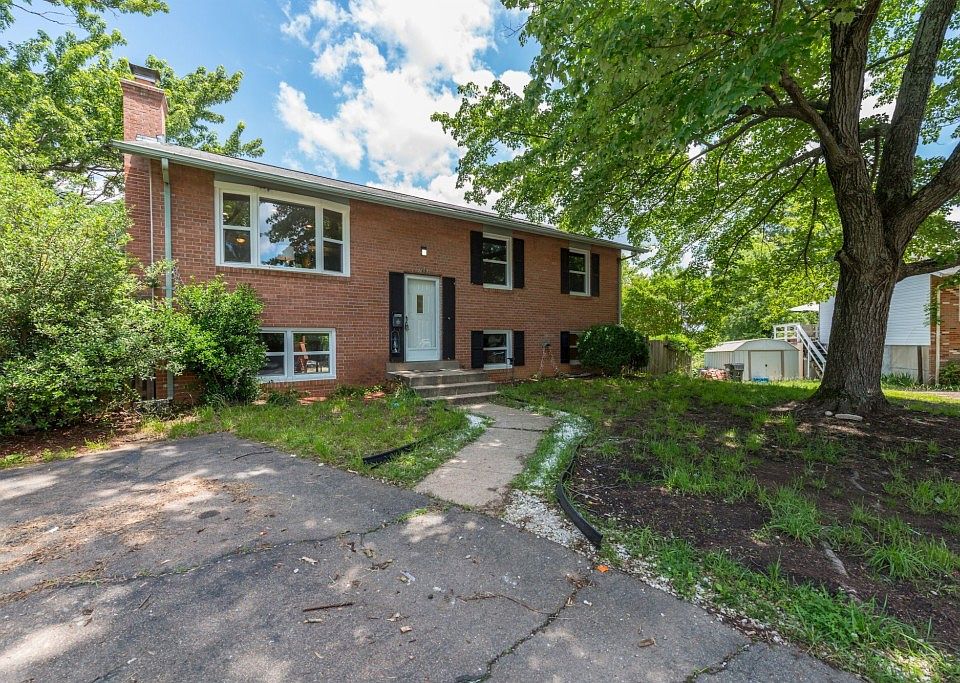 1st image of 1693 Burntwood Ct