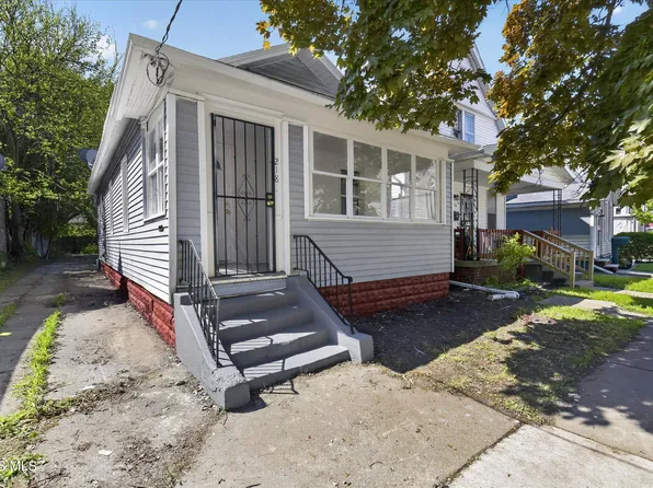 218 Dexter St, Toledo, OH 43608