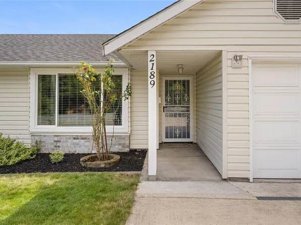 2189 Jingle Pot Rd, Nanaimo, BC V9R 6J2