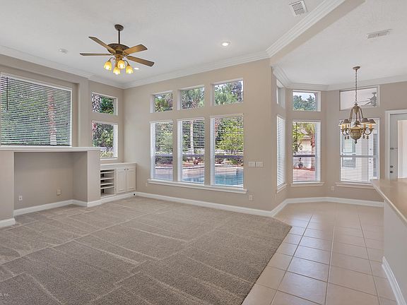 3rd image of 921 E Pleasant Pl