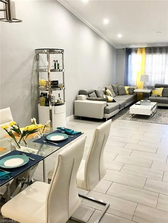 2 bed, 2.0 bath, 1246 sqft, $1,850 — Photo 4