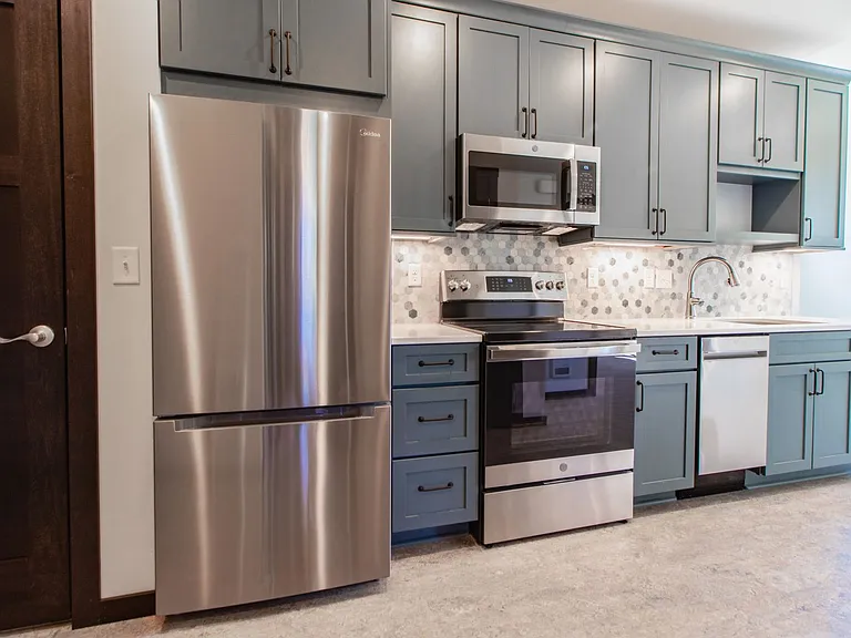 802 S Lake Ave #3 — Photo 7