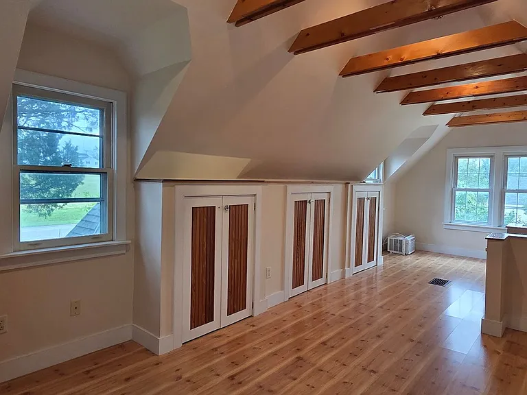 13497 Center Rd — Photo 18
