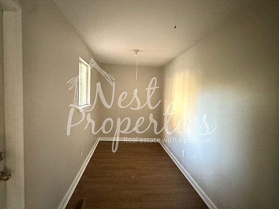 5th image of 233 Cambridge Ave E #3