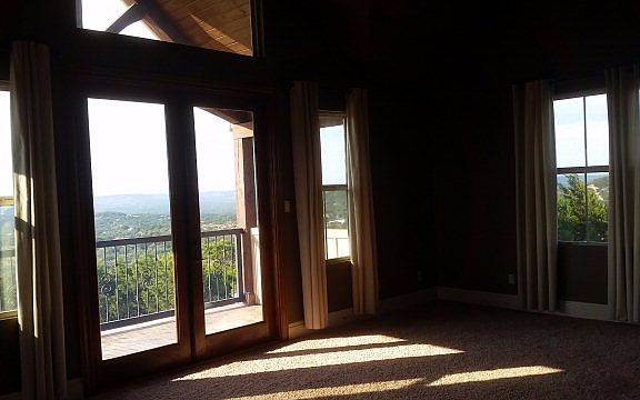 2nd image of 374 Vista N