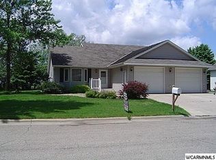 805 1st St SW, Fairfax, MN 55332